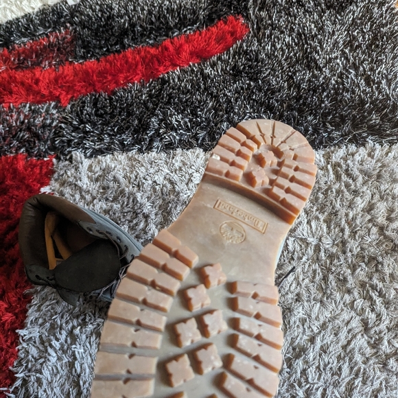 Selling used Timberland boots size 12 - Picture 11 of 15
